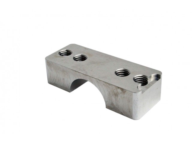 QR FRONT ANTI-ROLL BAR MOUNT, BACK PLATE